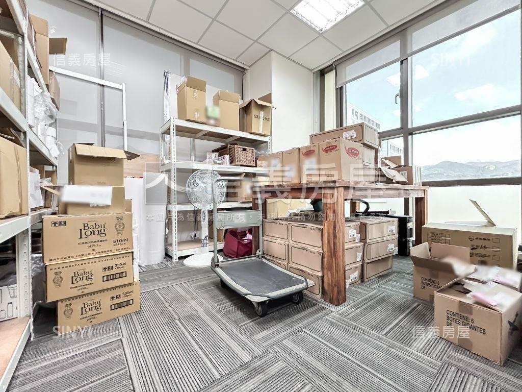 港墘捷運台北登峰整層辦公房屋室內格局與周邊環境