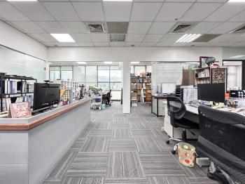 港墘捷運台北登峰整層辦公