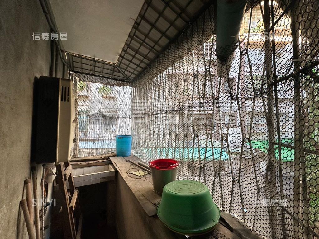 景安黃金活巷美寓房屋室內格局與周邊環境