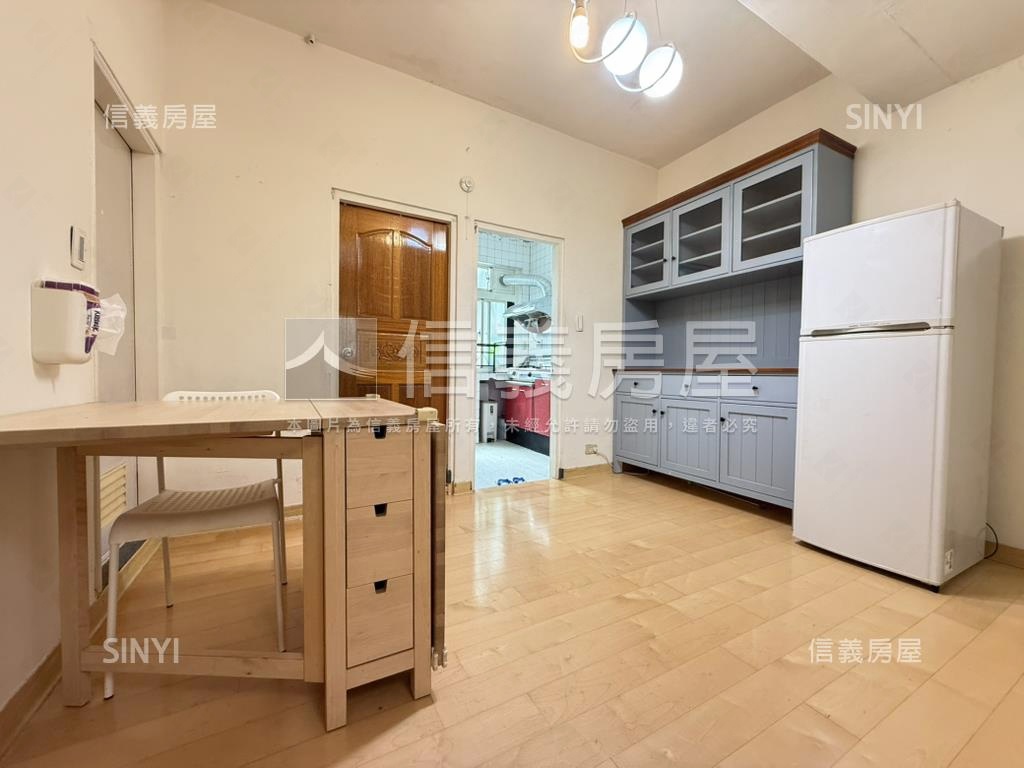 中正邊間溫馨兩房房屋室內格局與周邊環境