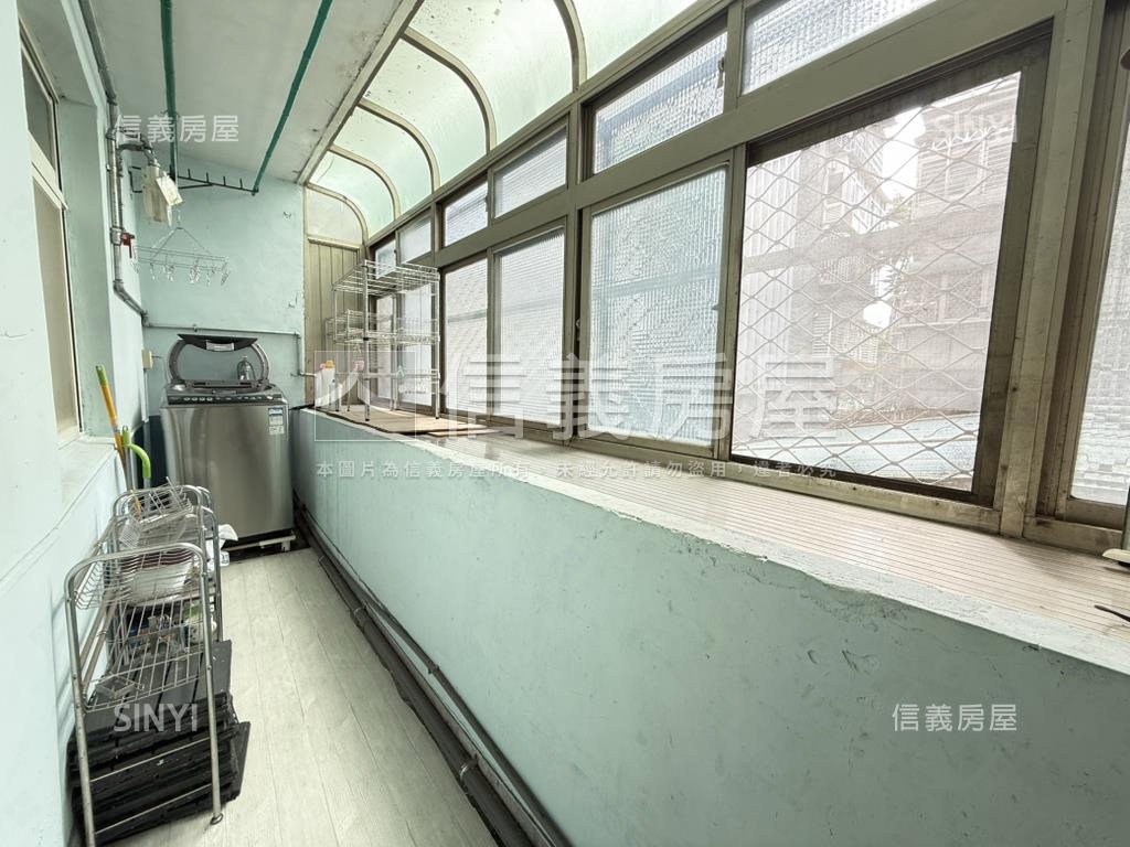 中正邊間溫馨兩房房屋室內格局與周邊環境