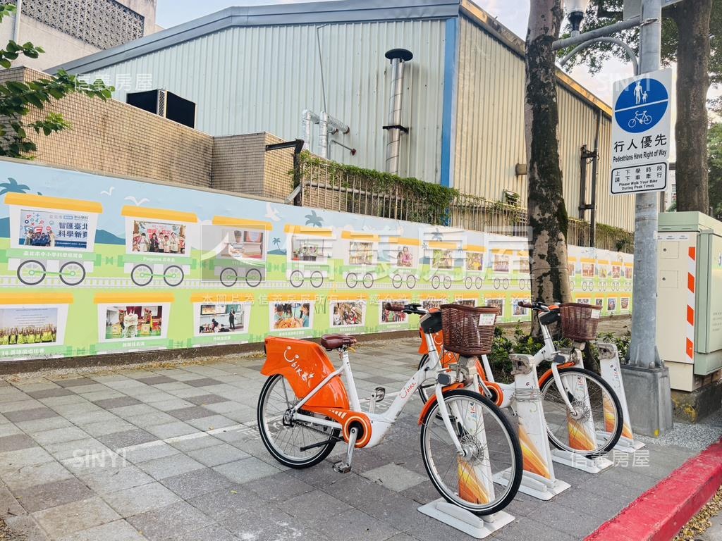 中正邊間溫馨兩房房屋室內格局與周邊環境