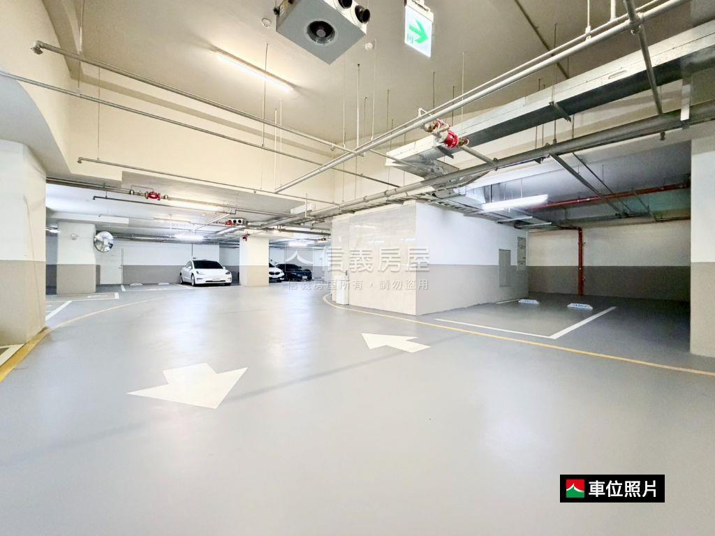 帝凡內·海闊天際三房平車房屋室內格局與周邊環境