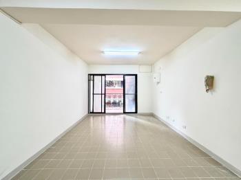 近科工館陽台進出屋況美宅