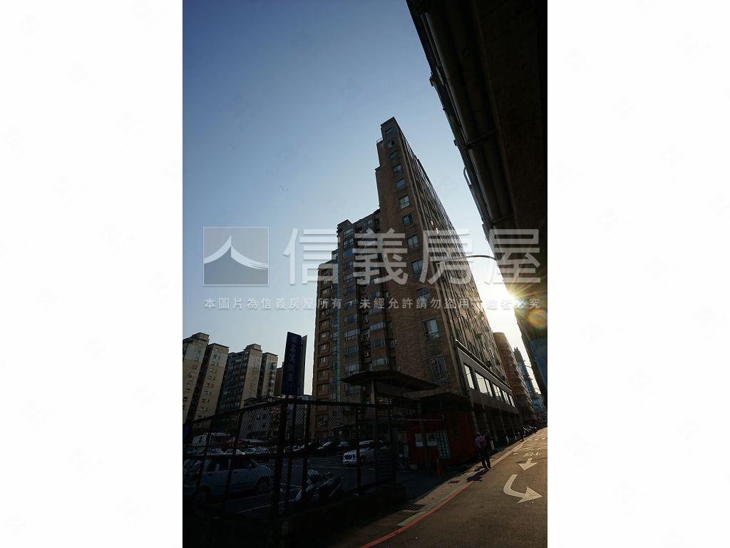 大坪林河景視野美宅房屋室內格局與周邊環境