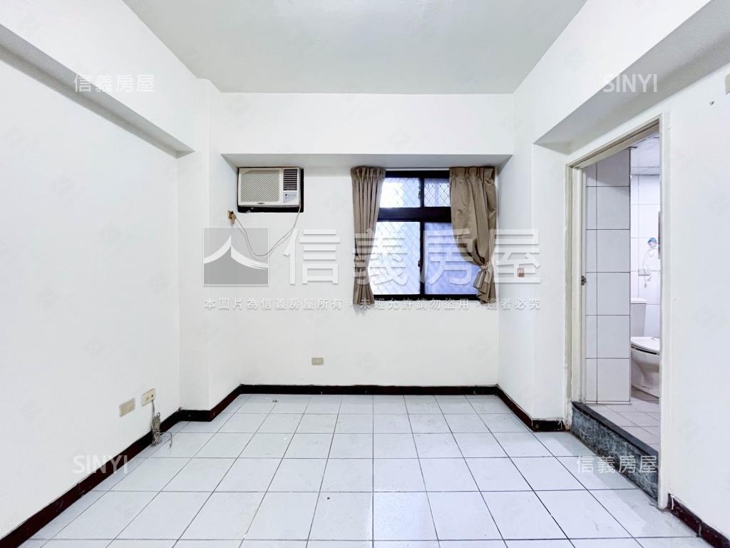 急售！國宅大三房！房屋室內格局與周邊環境