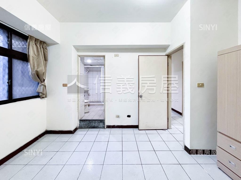 急售！國宅大三房！房屋室內格局與周邊環境