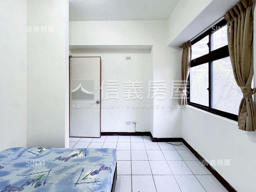 急售！國宅大三房！房屋室內格局與周邊環境