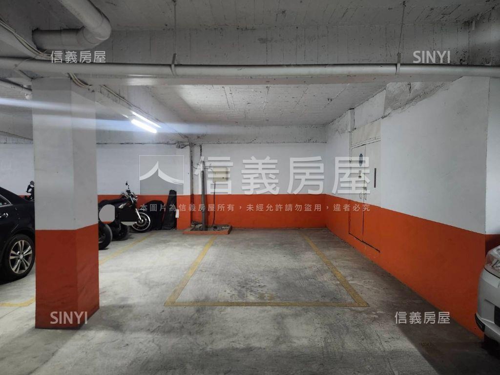 武昌華廈坡平車位房屋室內格局與周邊環境