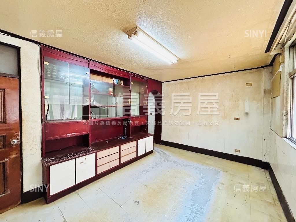 貴陽３樓起家公寓房屋室內格局與周邊環境