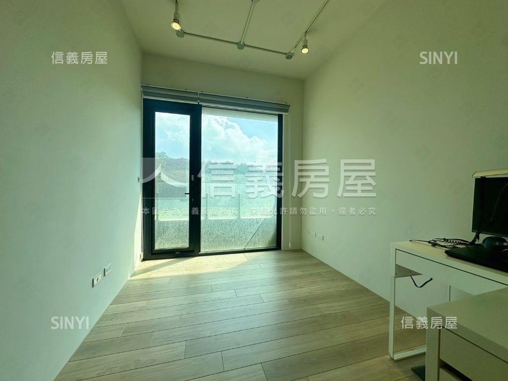 椰林ＩＳ美美三房雙車位房屋室內格局與周邊環境