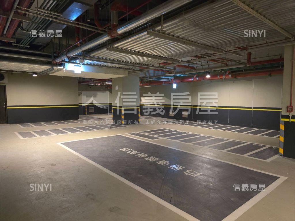 立川琚大客廳河景房房屋室內格局與周邊環境