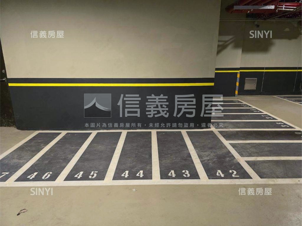 立川琚大客廳河景房房屋室內格局與周邊環境