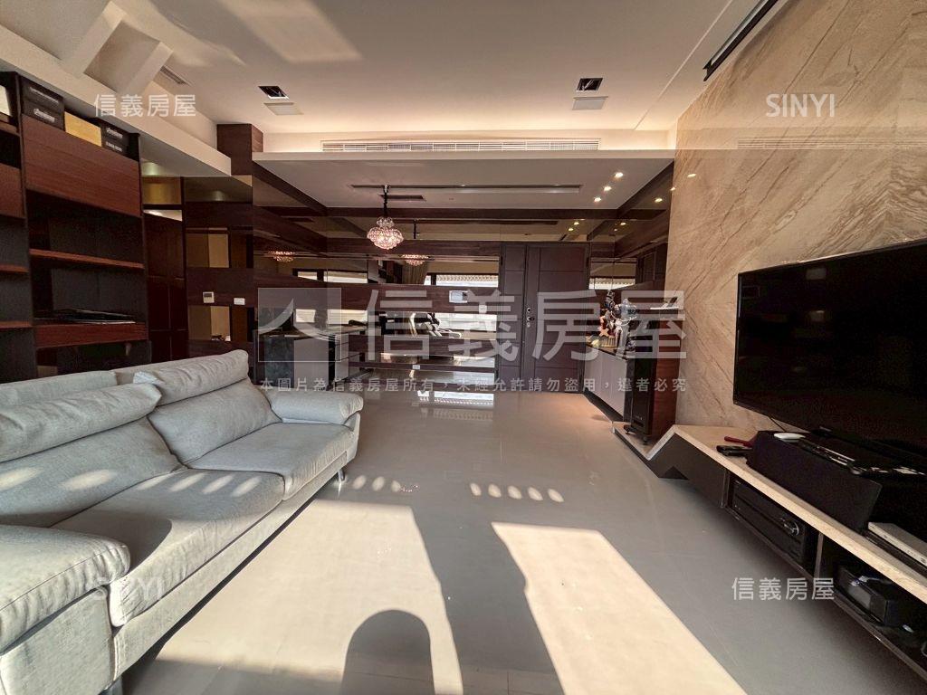 兆之丘三房車位房屋室內格局與周邊環境