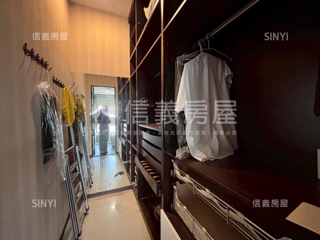 兆之丘三房車位房屋室內格局與周邊環境