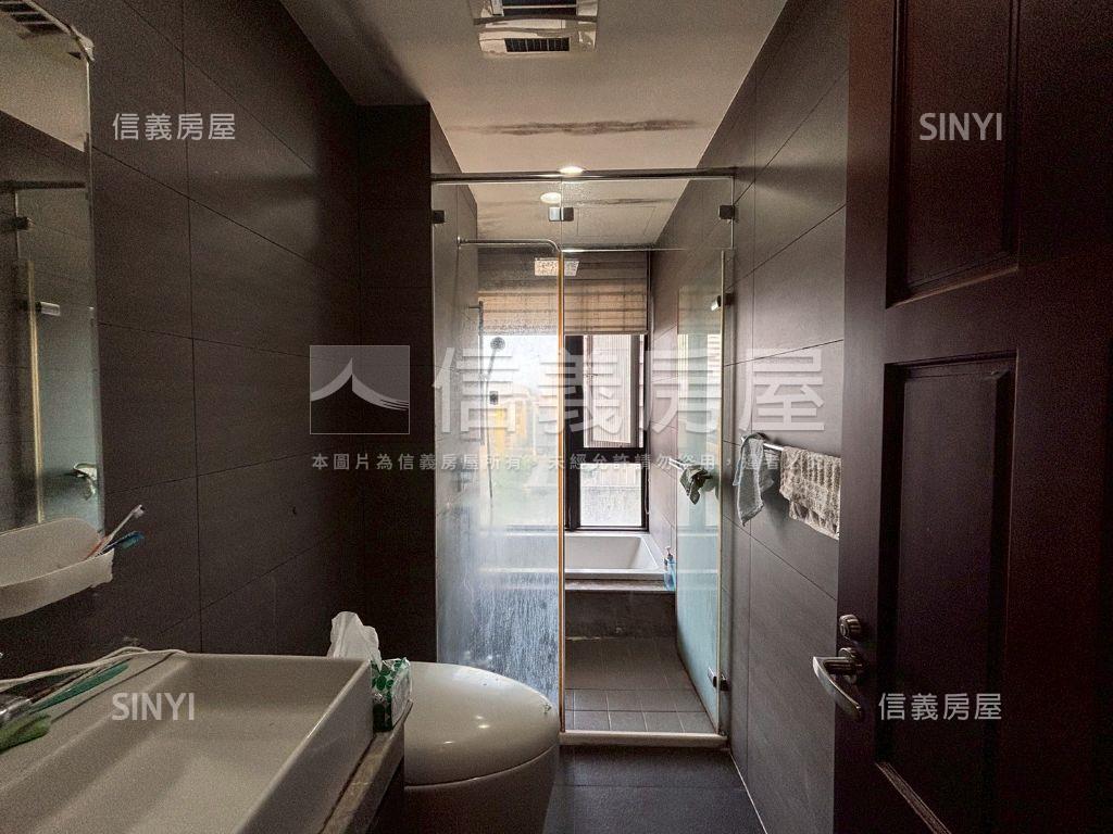 兆之丘三房車位房屋室內格局與周邊環境