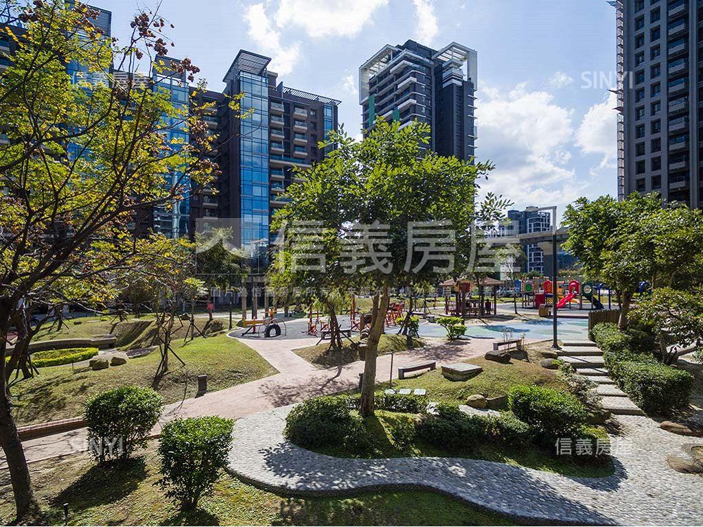 兆之丘三房車位房屋室內格局與周邊環境