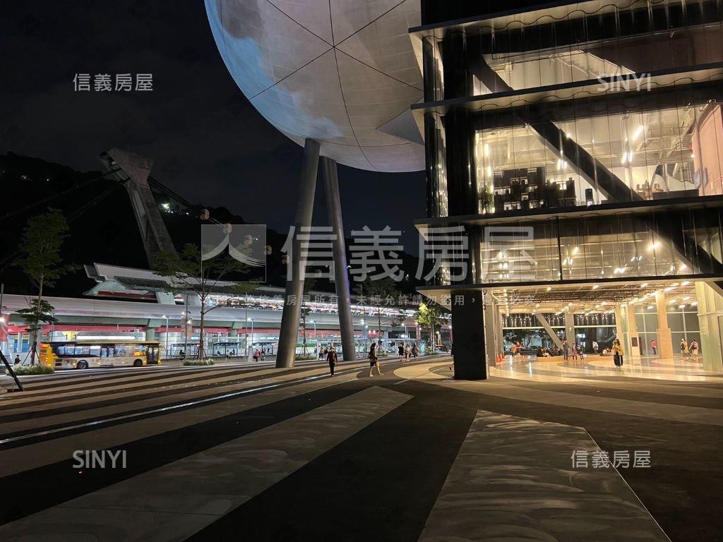 士林夜市黃金店面房屋室內格局與周邊環境