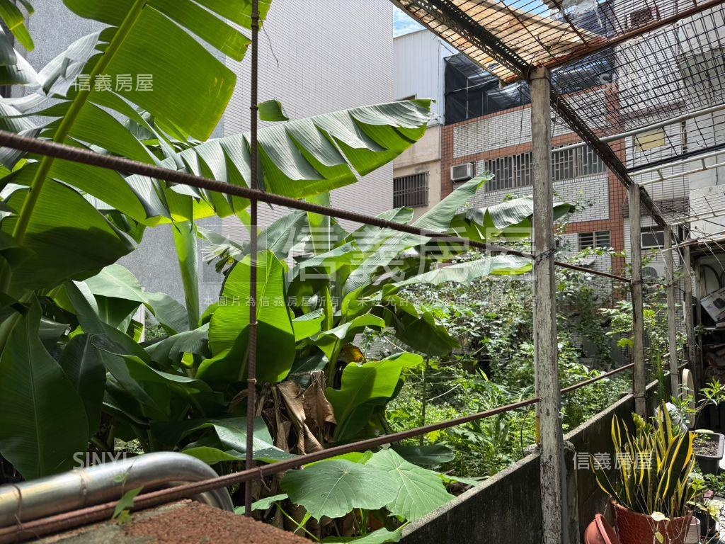 北屯南北朝向住二方正土地房屋室內格局與周邊環境