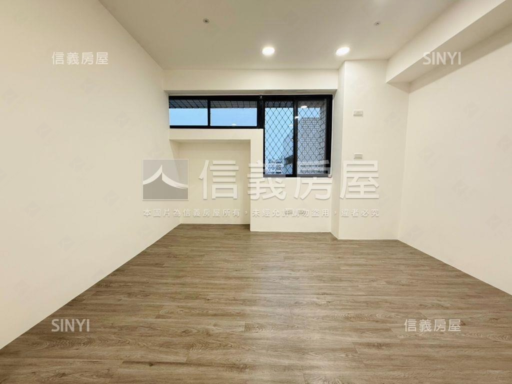 飛駝晶采三房車位房屋室內格局與周邊環境
