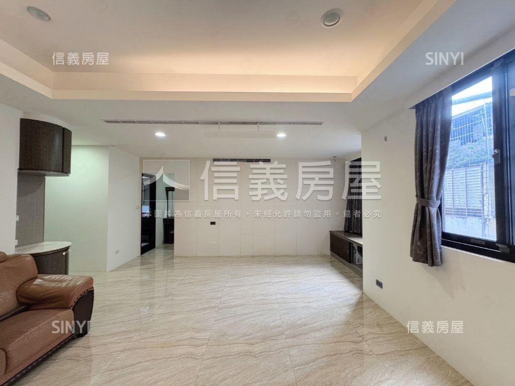竹北豪華百坪㊝電梯美邸房屋室內格局與周邊環境