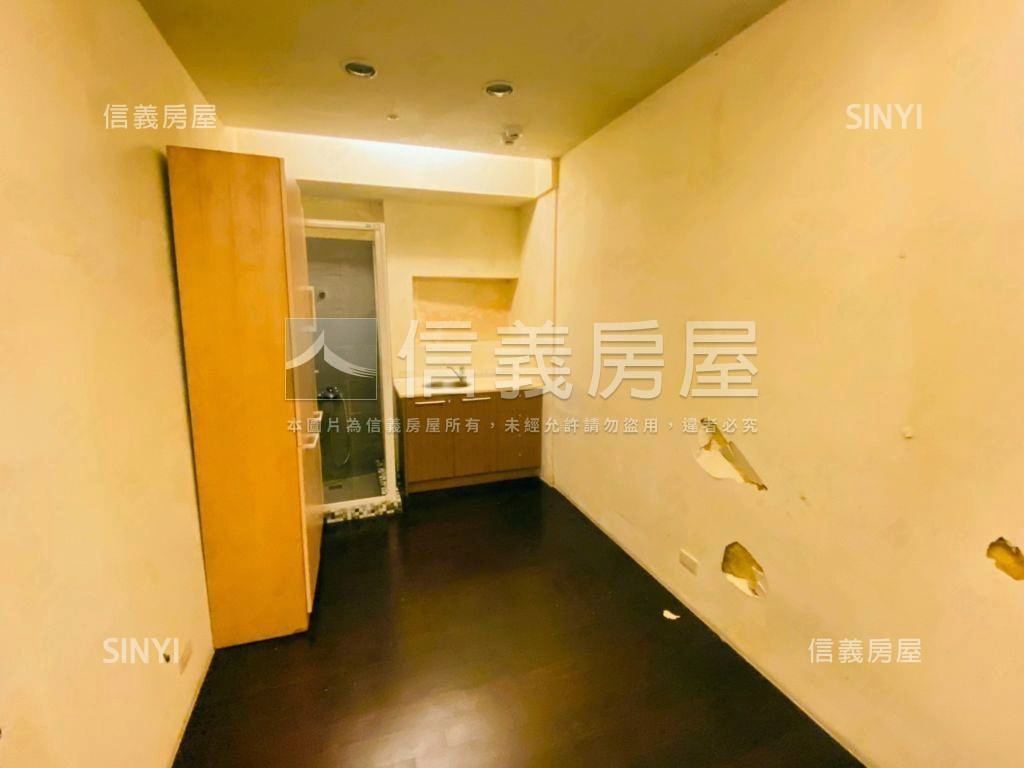 ★近裕隆城稀有大店面房屋室內格局與周邊環境