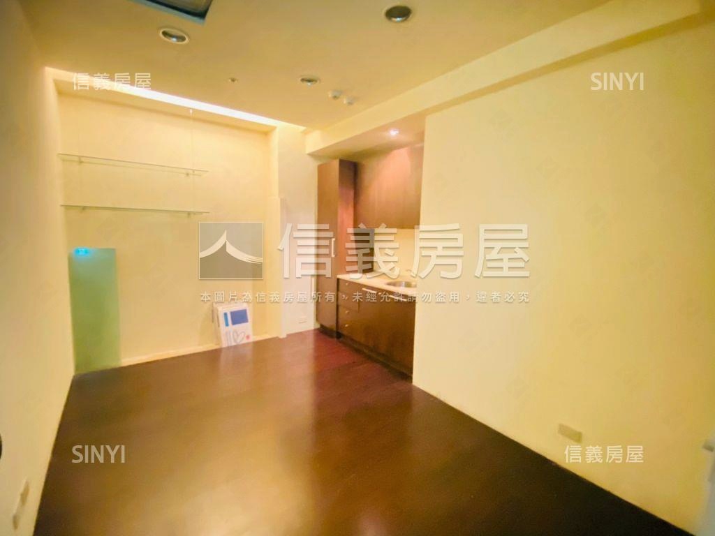 ★近裕隆城稀有大店面房屋室內格局與周邊環境