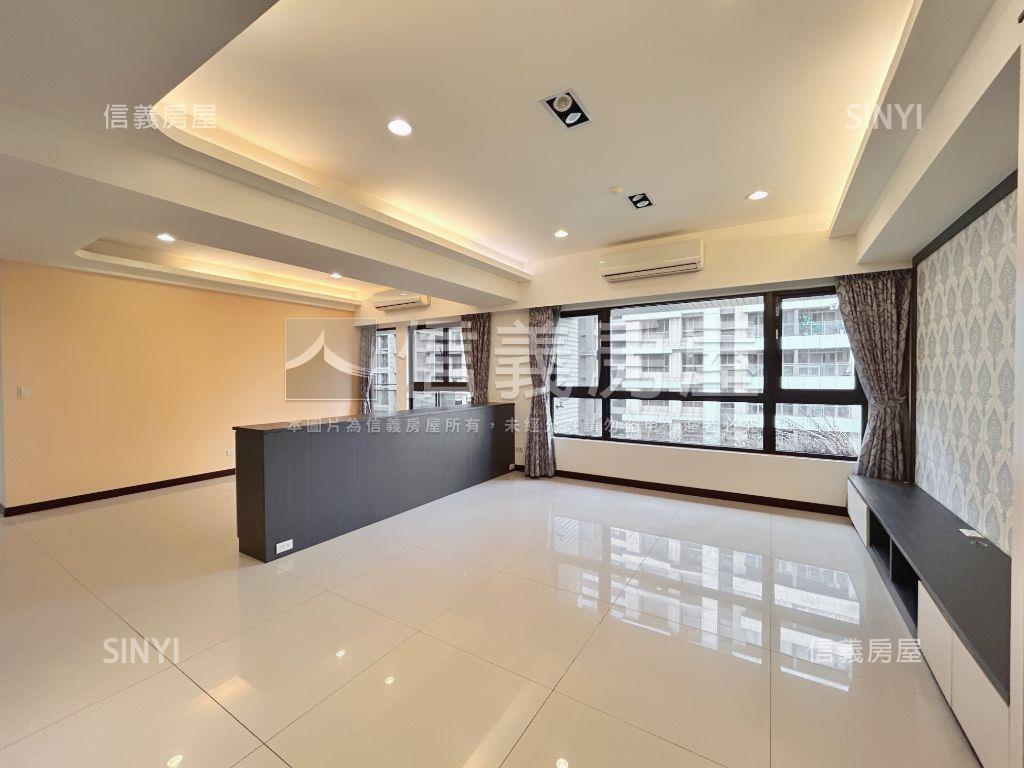 國泰新莊園四房雙車位房屋室內格局與周邊環境