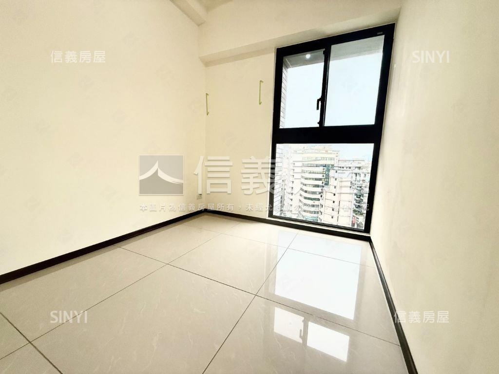 景安～漢皇里寓兩房帶車位房屋室內格局與周邊環境