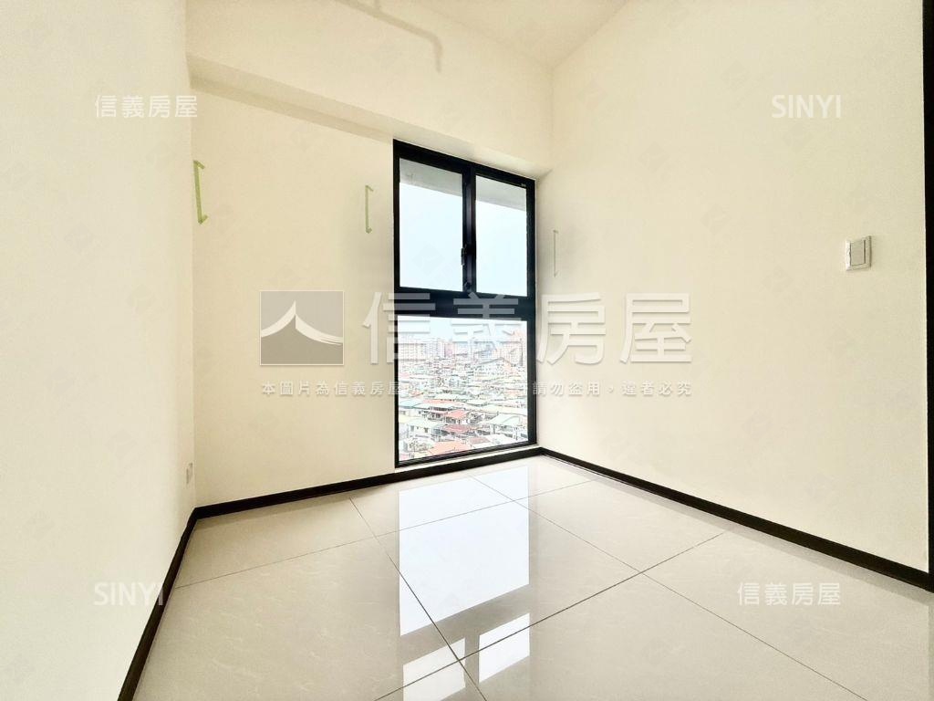 景安～漢皇里寓兩房帶車位房屋室內格局與周邊環境