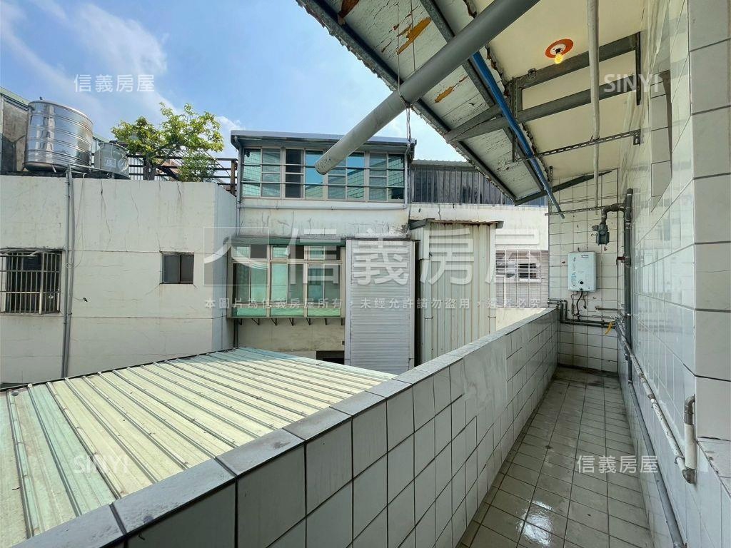新世界大坪電梯首選房屋室內格局與周邊環境