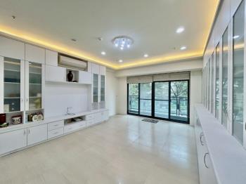 文鼎大苑朝西南四房