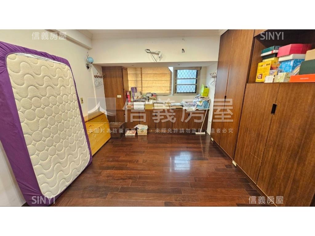 威尼斯高樓層三房坡平車位房屋室內格局與周邊環境