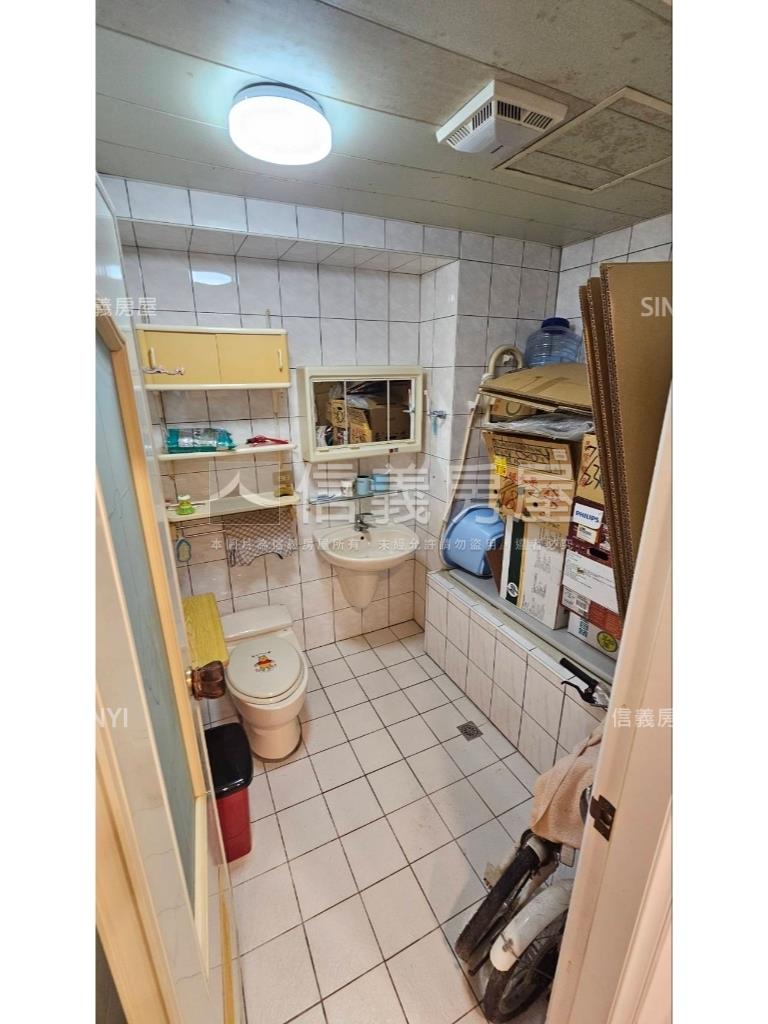 威尼斯高樓層三房坡平車位房屋室內格局與周邊環境