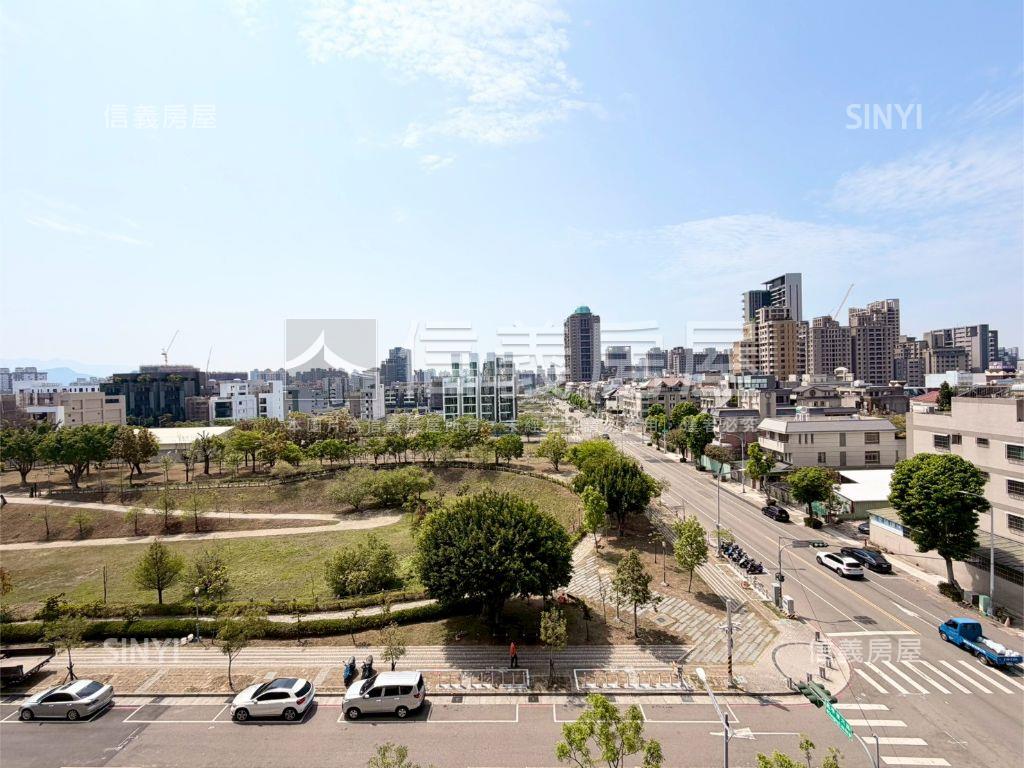 國泰美禾面公園雙車朝南戶房屋室內格局與周邊環境