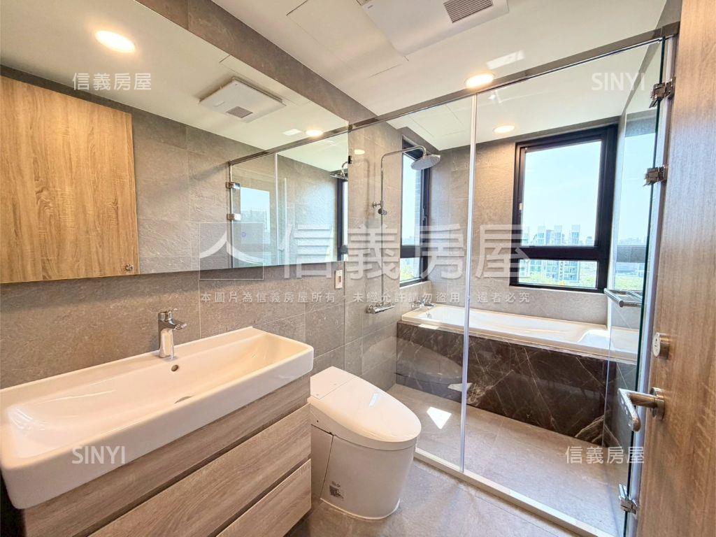 國泰美禾面公園雙車朝南戶房屋室內格局與周邊環境