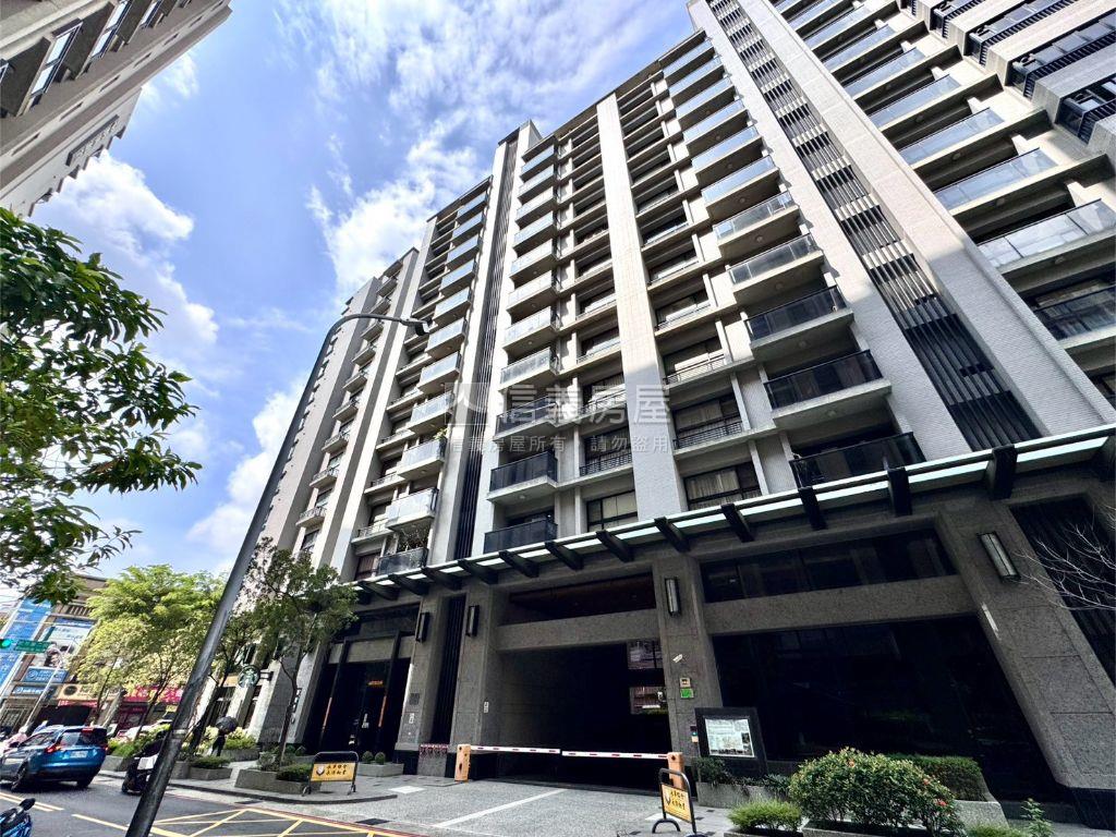 勝美漾三房雙車位房屋室內格局與周邊環境