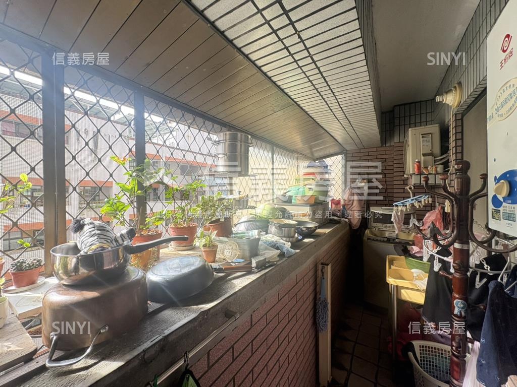 【香格里拉】電梯典雅三房房屋室內格局與周邊環境