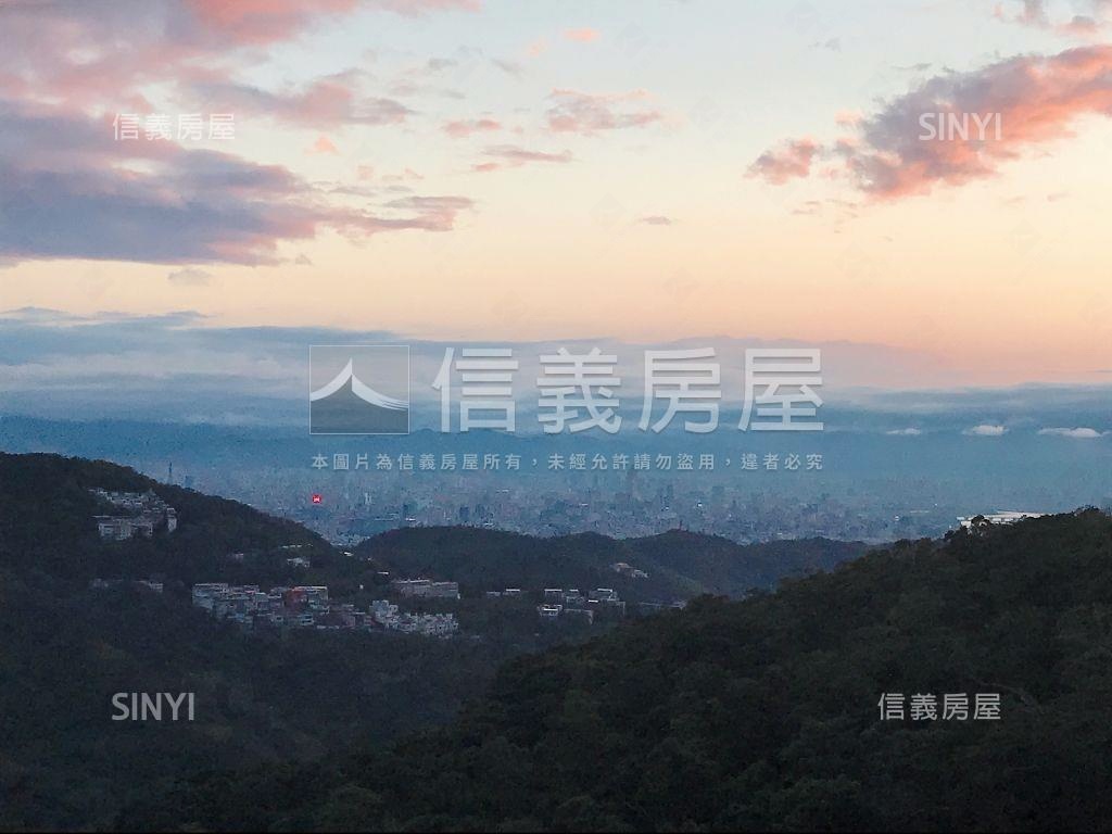 近公車站陽明山稀有土地房屋室內格局與周邊環境