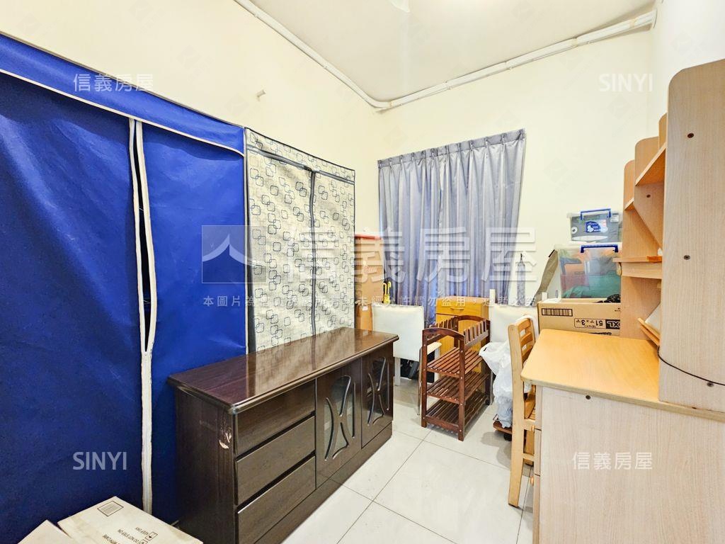 專任時代園邸大兩房大車位房屋室內格局與周邊環境