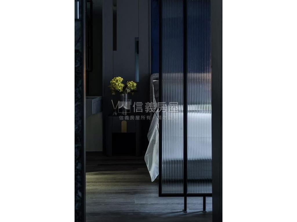 店長推薦精裝三改二房車位房屋室內格局與周邊環境