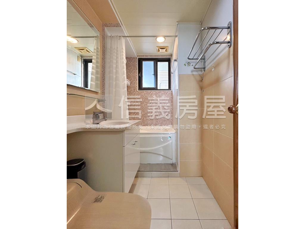 亞灣區‧雄女‧精美兩房房屋室內格局與周邊環境