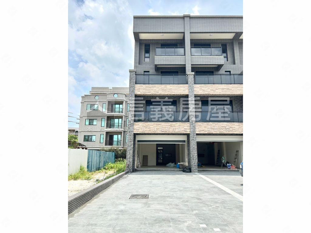 埔頂首席電梯店墅Ａ１房屋室內格局與周邊環境