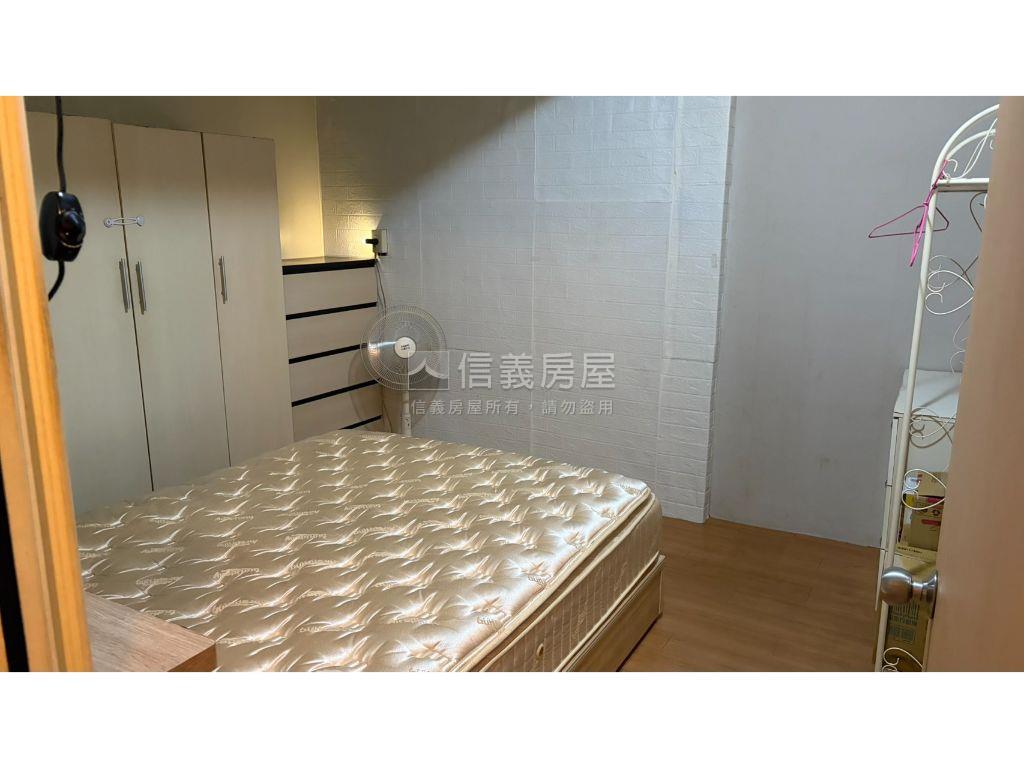近捷運公寓３樓房屋室內格局與周邊環境