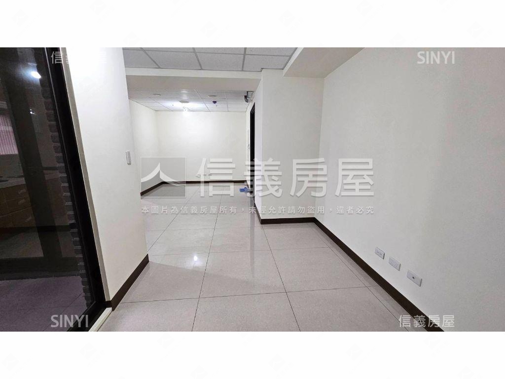 登峰門牌１３Ｆ－８房屋室內格局與周邊環境