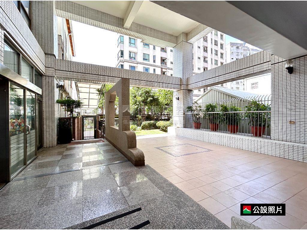 港灣美景．三房車位房屋室內格局與周邊環境