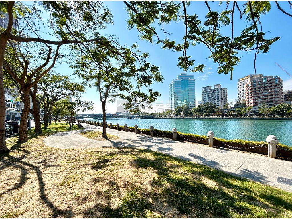 港灣美景．三房車位房屋室內格局與周邊環境
