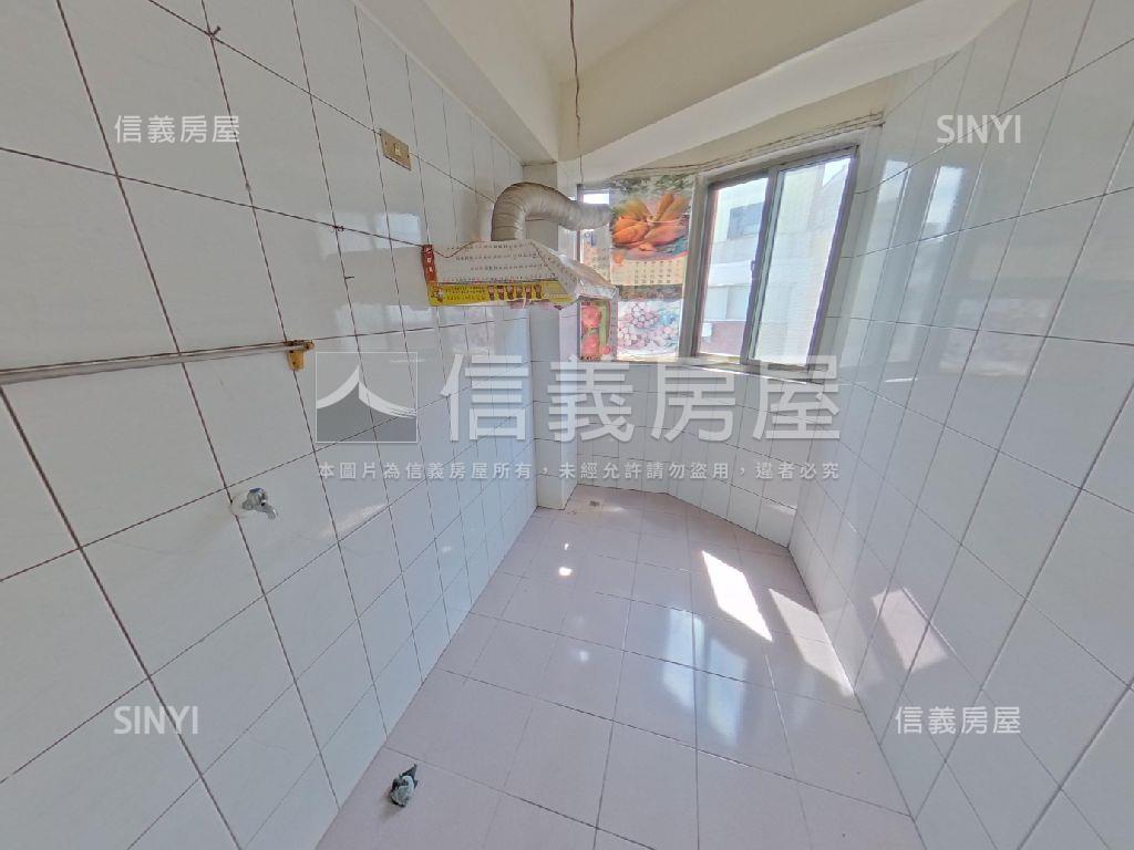 近交流道三房公寓房屋室內格局與周邊環境