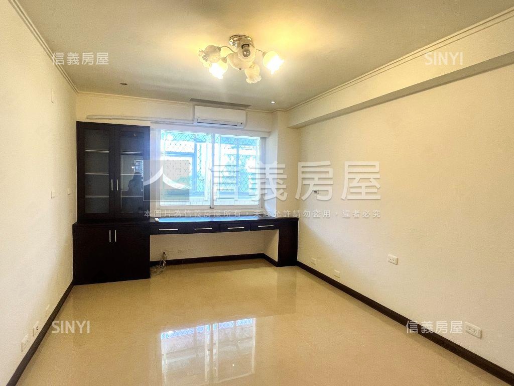 雙仁愛獨棟亮麗美廈房屋室內格局與周邊環境
