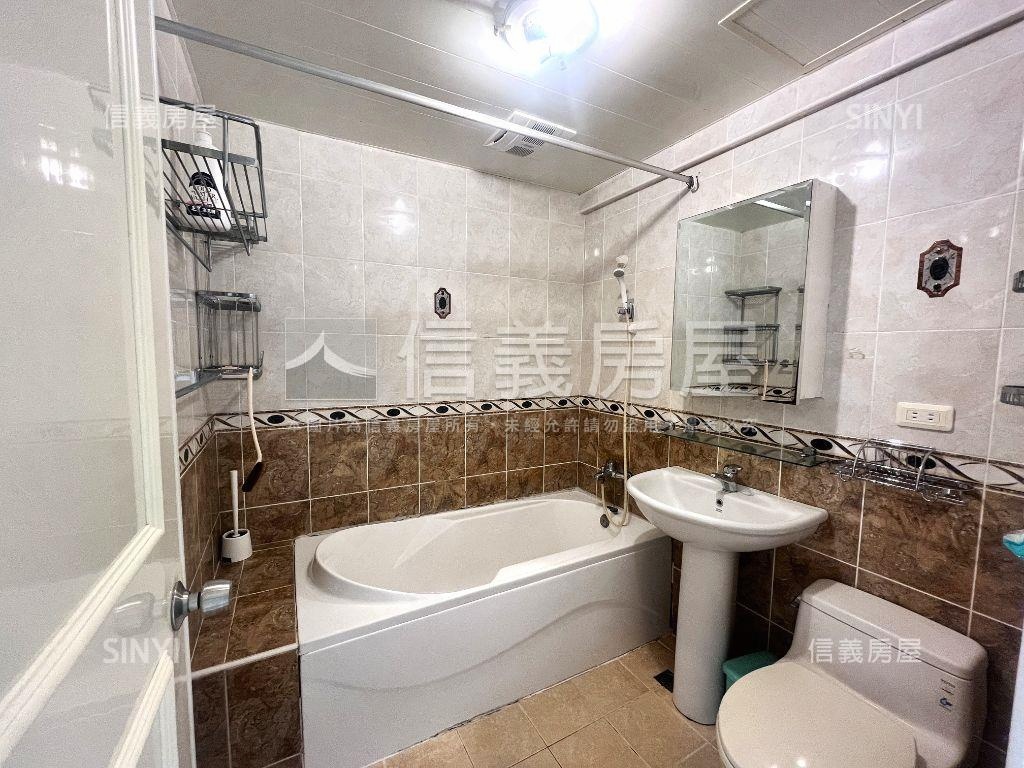 雙仁愛獨棟亮麗美廈房屋室內格局與周邊環境